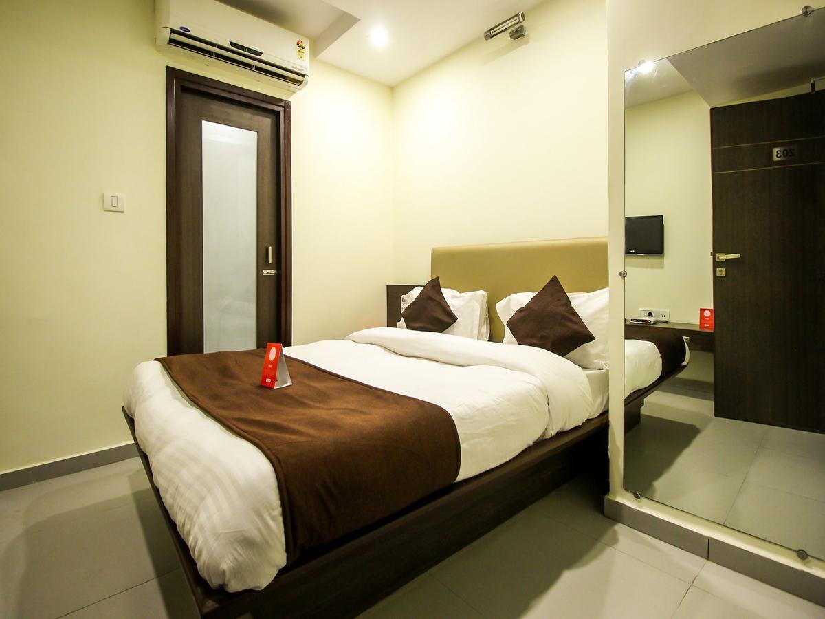 ואדודרה New Rajdhani Hotel מראה חיצוני תמונה