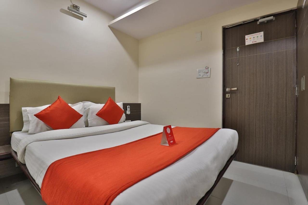 ואדודרה New Rajdhani Hotel מראה חיצוני תמונה