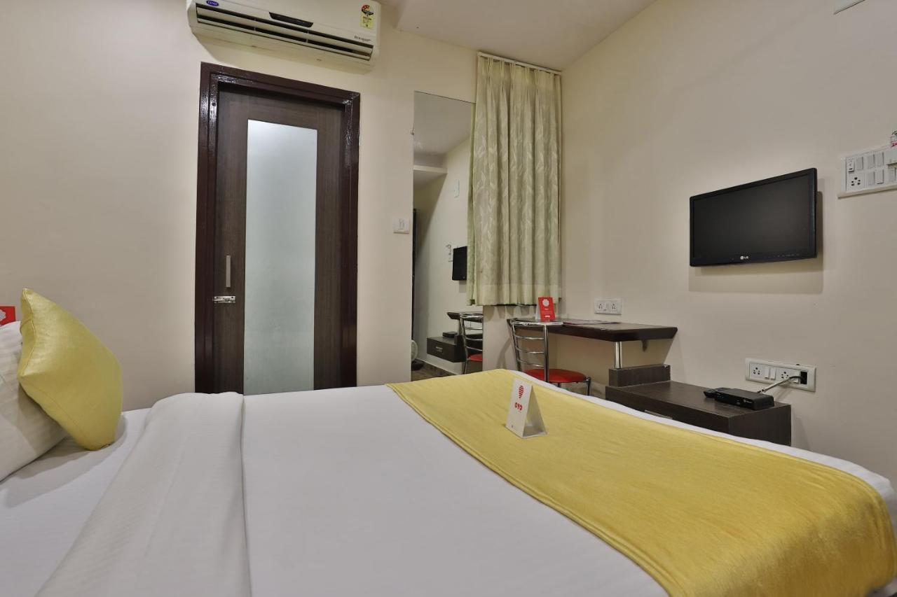 ואדודרה New Rajdhani Hotel מראה חיצוני תמונה