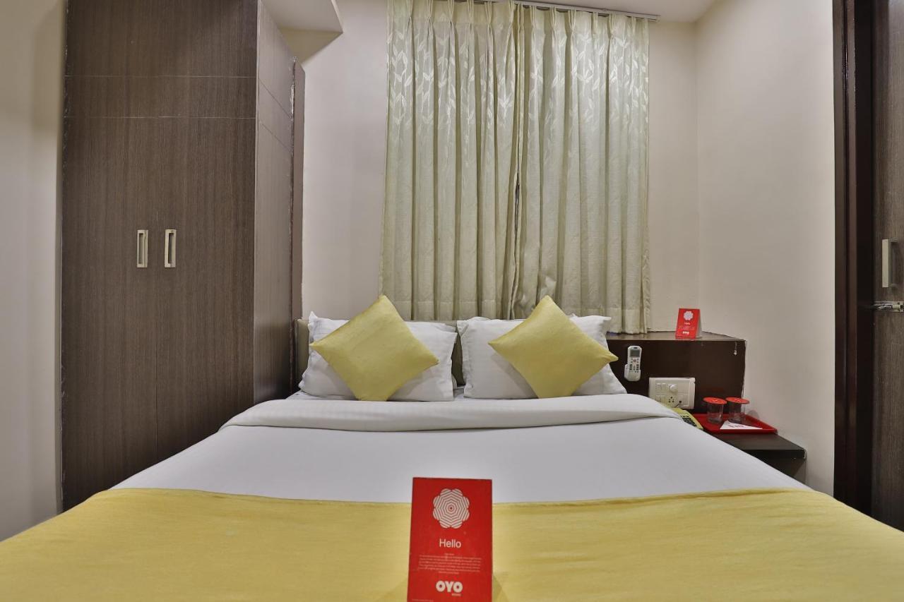 ואדודרה New Rajdhani Hotel מראה חיצוני תמונה